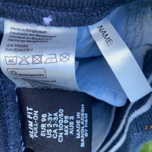 H & M Slim Fit Pull-Up Jeans - Picture 4 of 4